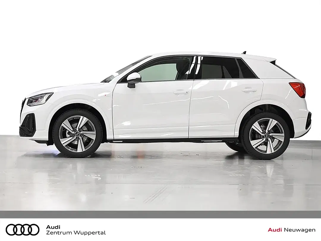 Audi Q2 - Thumbnail 4