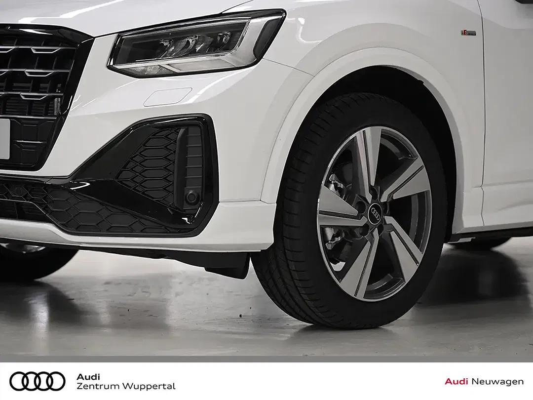 Audi Q2 - Thumbnail 6