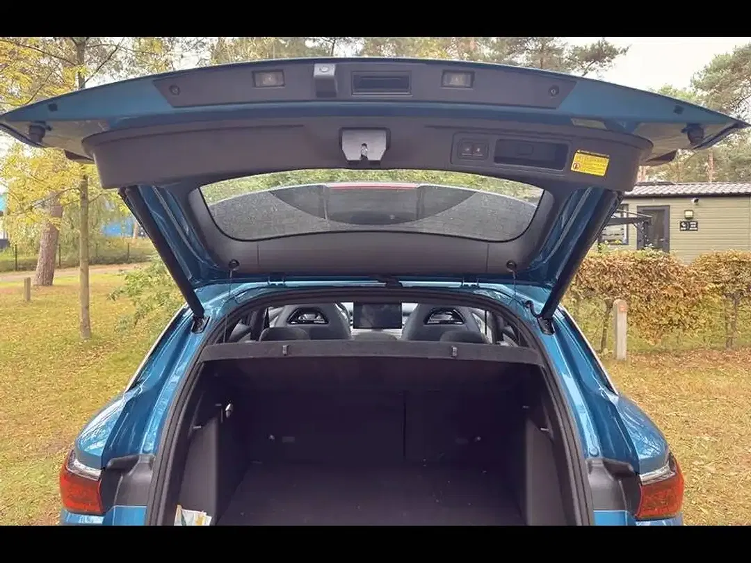 BYD Atto 3 - Thumbnail 13