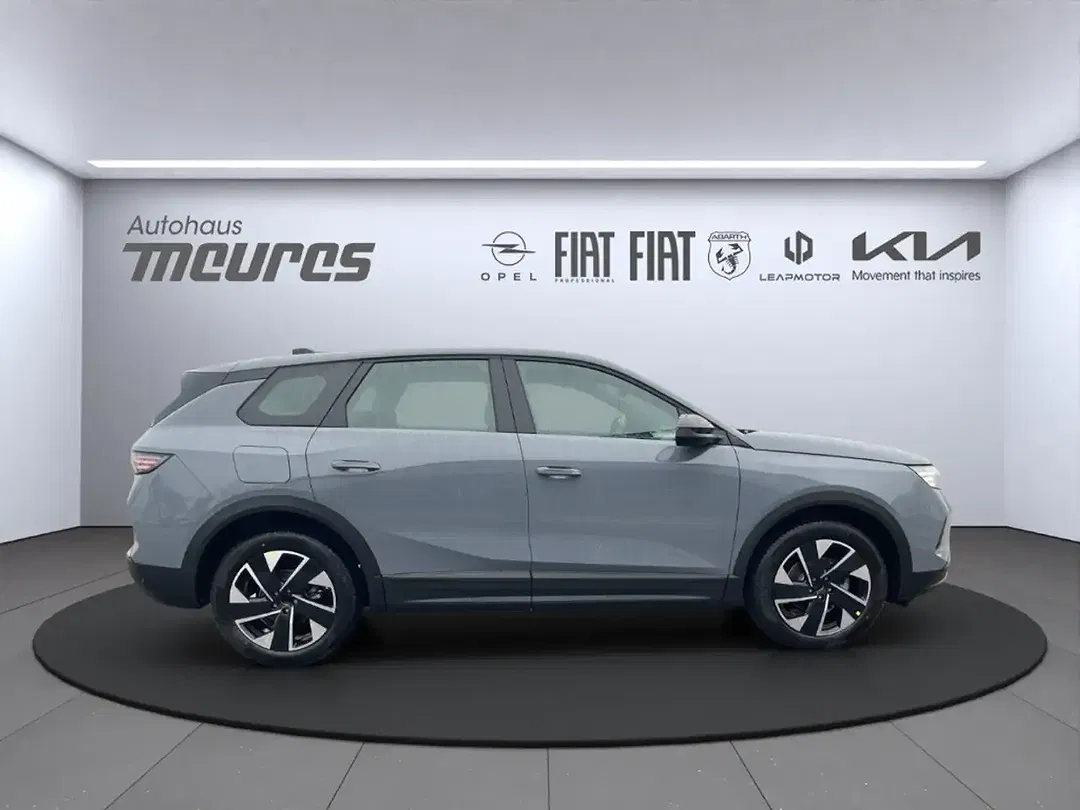 Opel Grandland - Thumbnail 5