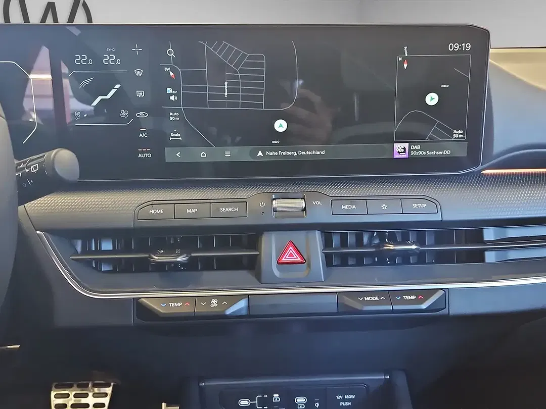 Kia K4 - Thumbnail 10