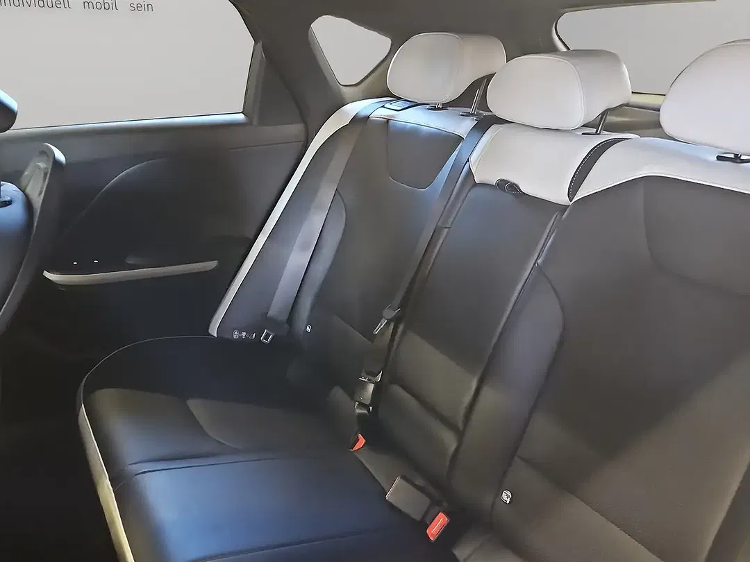 Kia K4 - Thumbnail 13