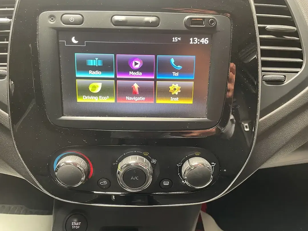 Renault Captur - Thumbnail 15