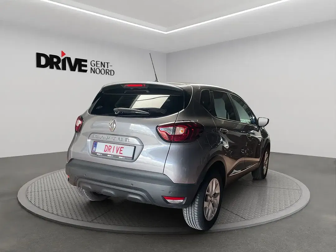 Renault Captur - Thumbnail 5