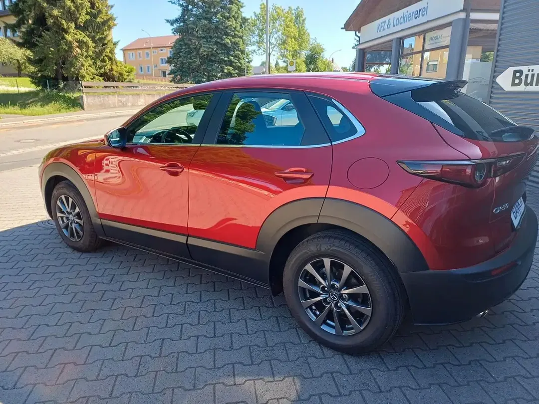 Mazda CX-30 - Thumbnail 2
