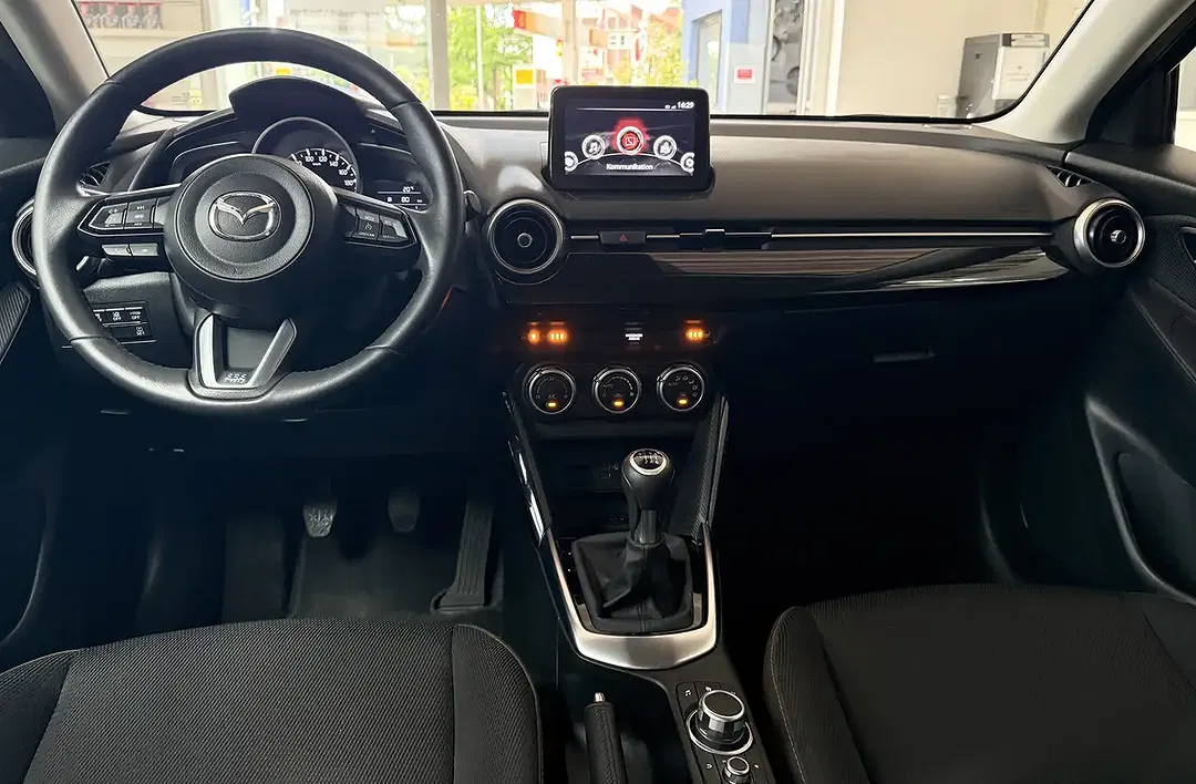 Mazda 2 - Thumbnail 10
