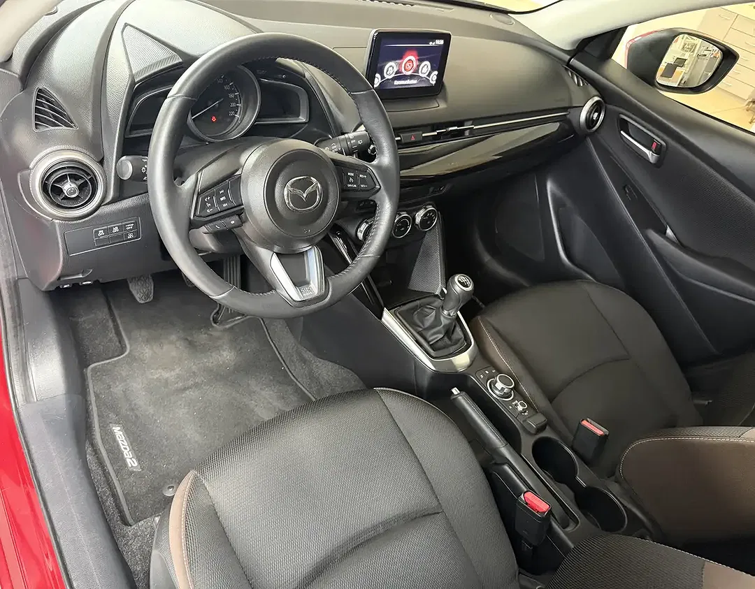 Mazda 2 - Thumbnail 5