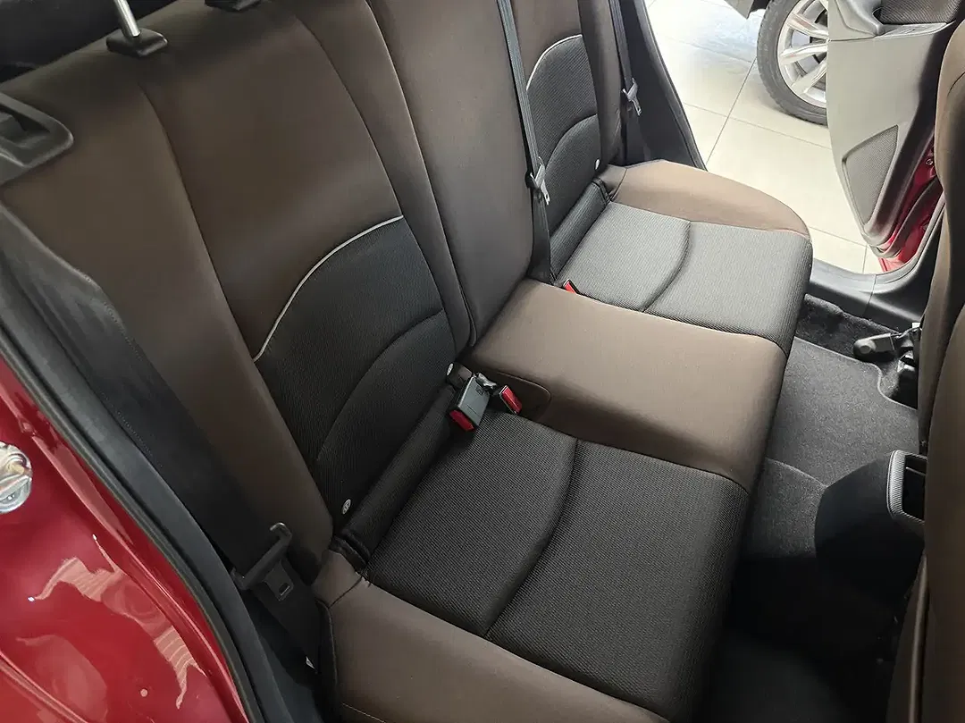 Mazda 2 - Thumbnail 9