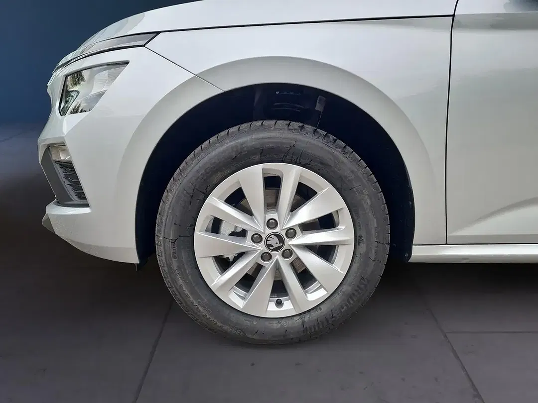 Skoda Kamiq - Thumbnail 7