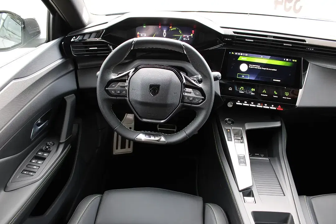 Peugeot 308 - Thumbnail 13