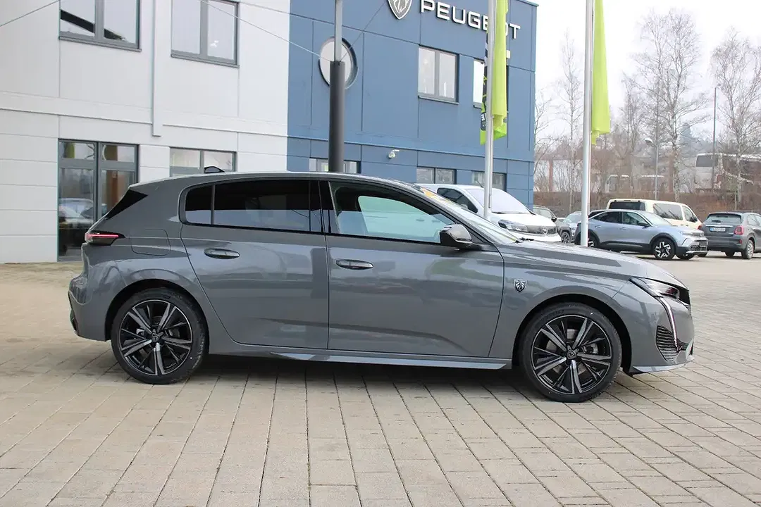 Peugeot 308 - Thumbnail 6