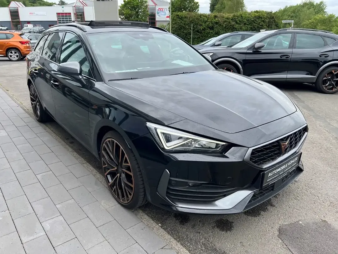 CUPRA Leon - Thumbnail 3