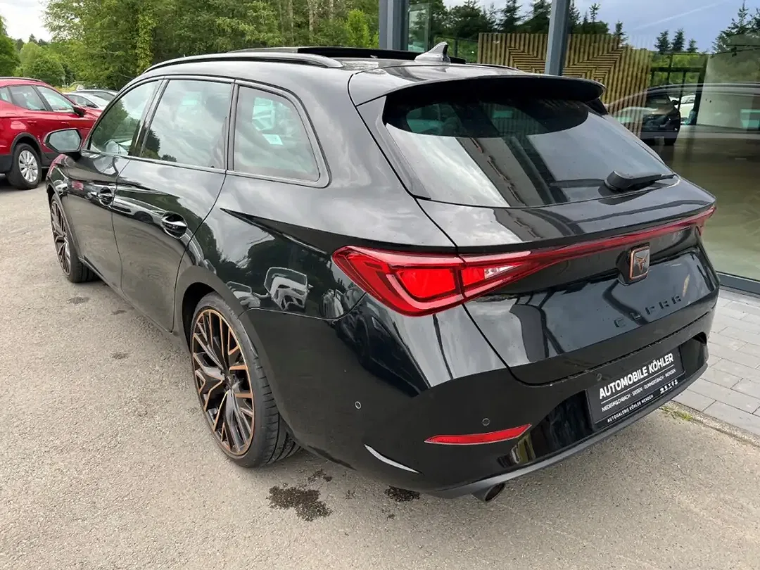 CUPRA Leon - Thumbnail 6