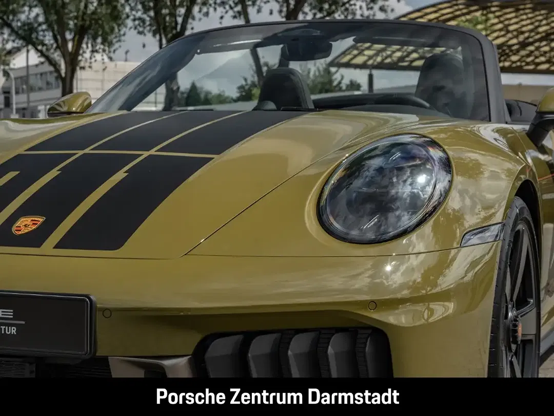 Porsche 992 - Thumbnail 11