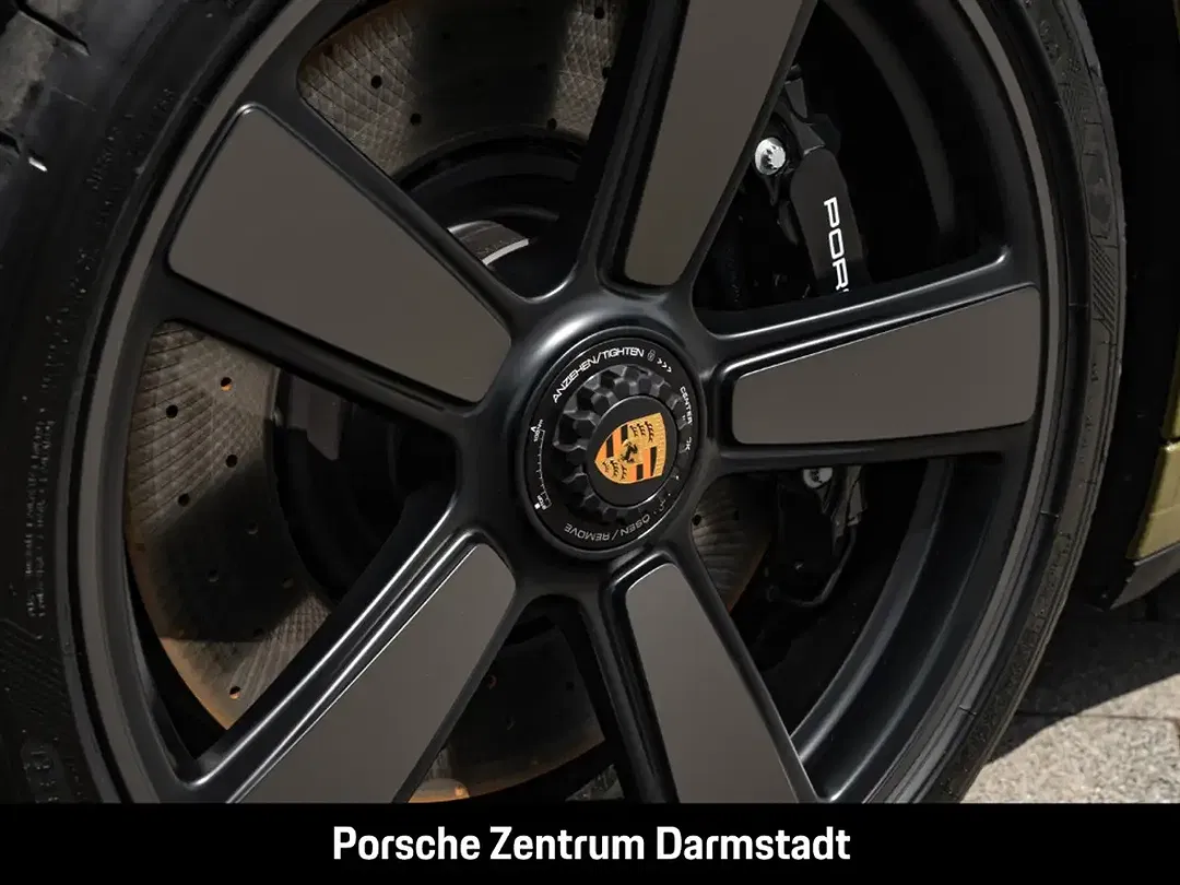 Porsche 992 - Thumbnail 13