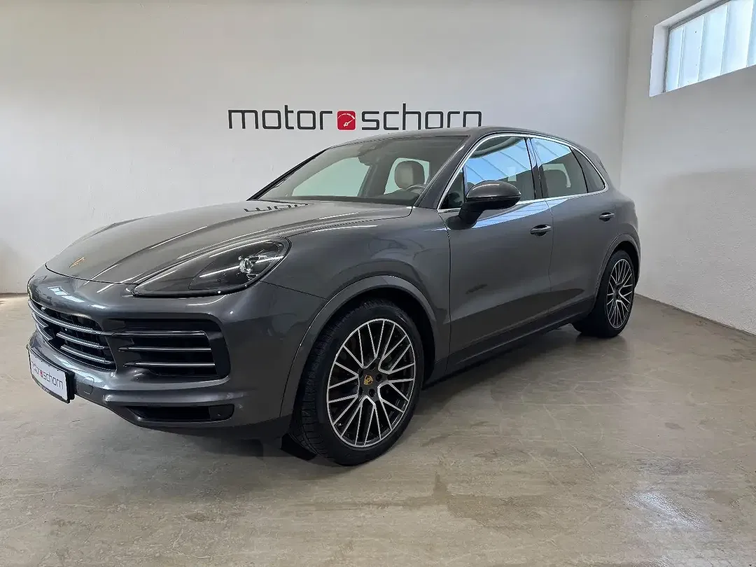 Porsche Cayenne - Thumbnail 1