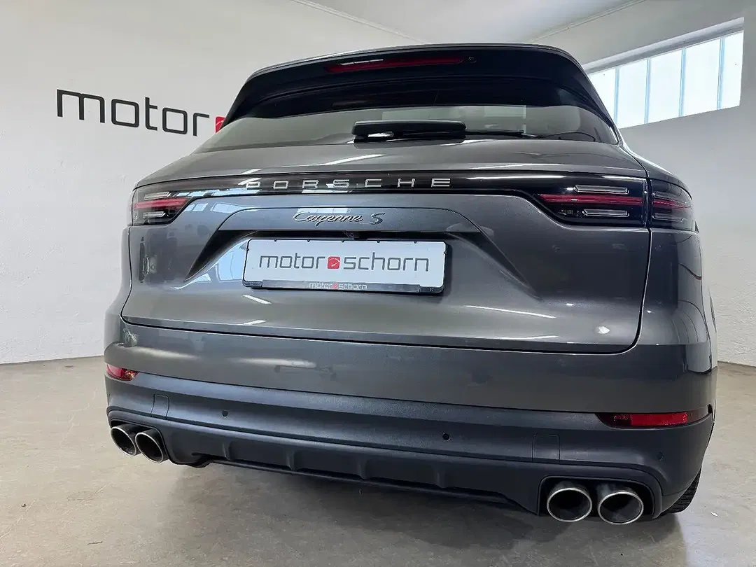 Porsche Cayenne - Thumbnail 7