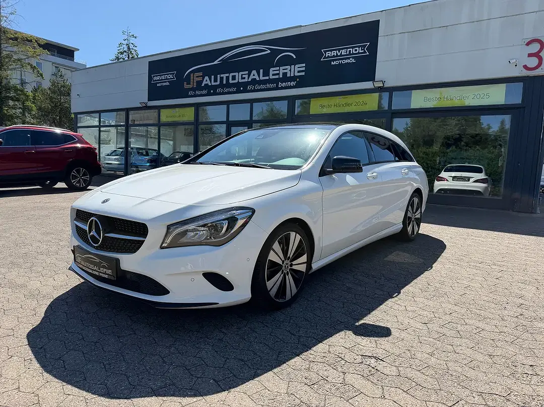 Mercedes-Benz CLA 200