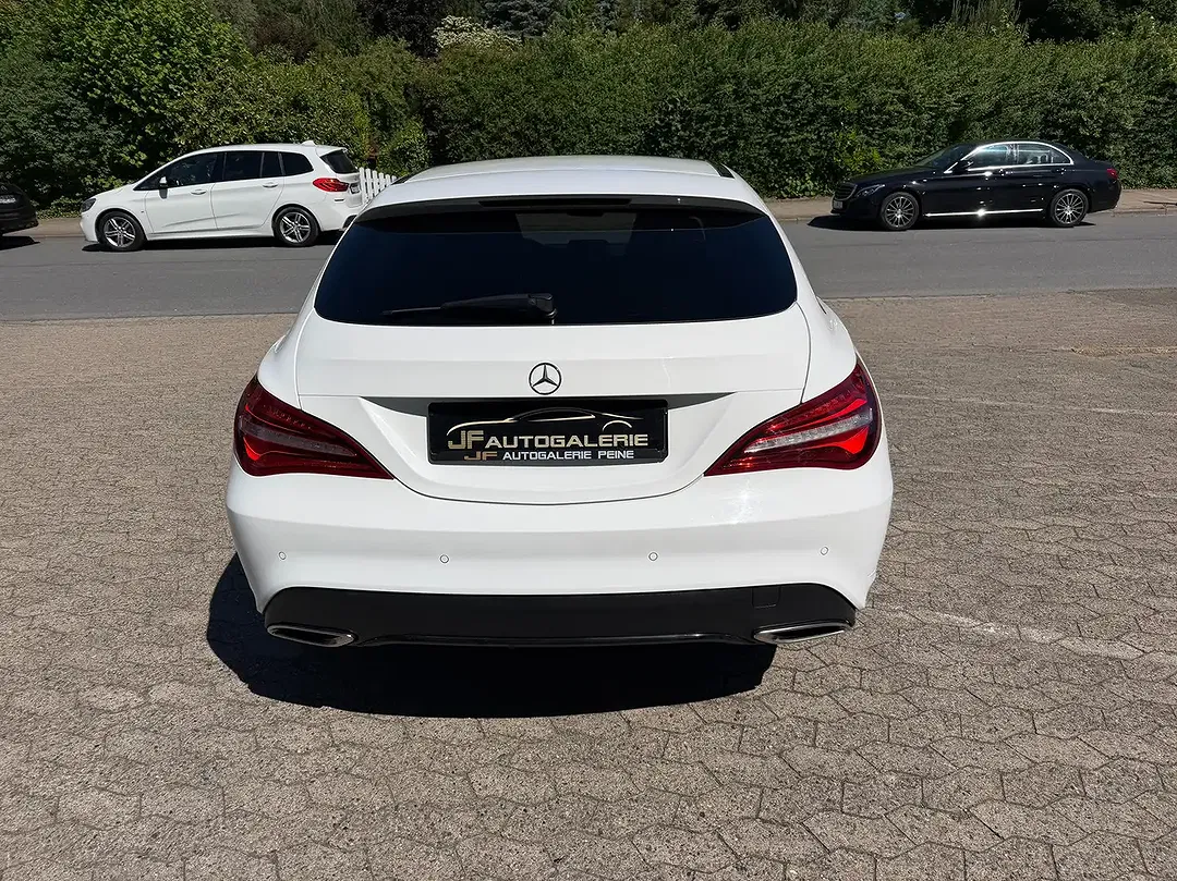 Mercedes-Benz CLA 200 - Thumbnail 9