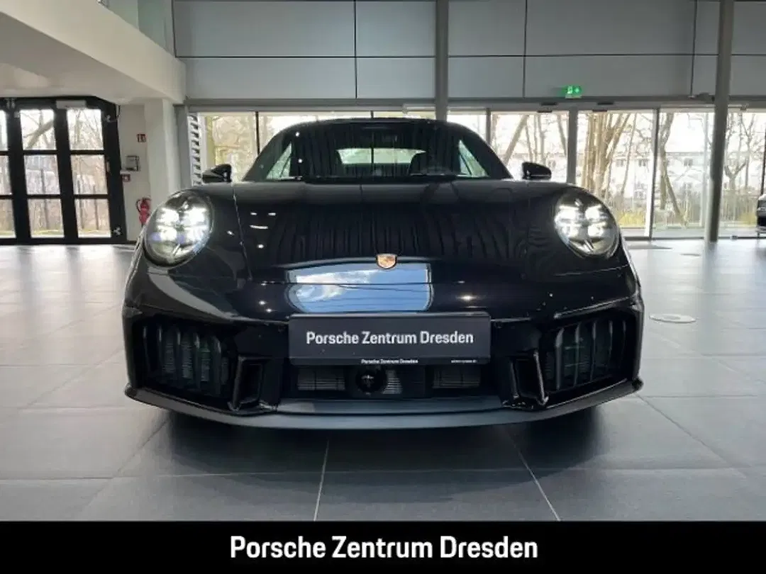 Porsche 992 - Thumbnail 6