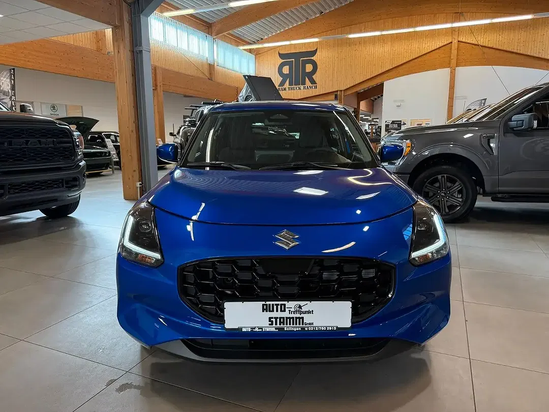 Suzuki Swift - Thumbnail 3