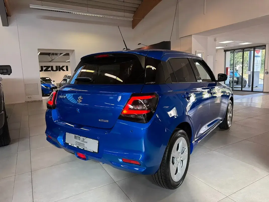 Suzuki Swift - Thumbnail 7