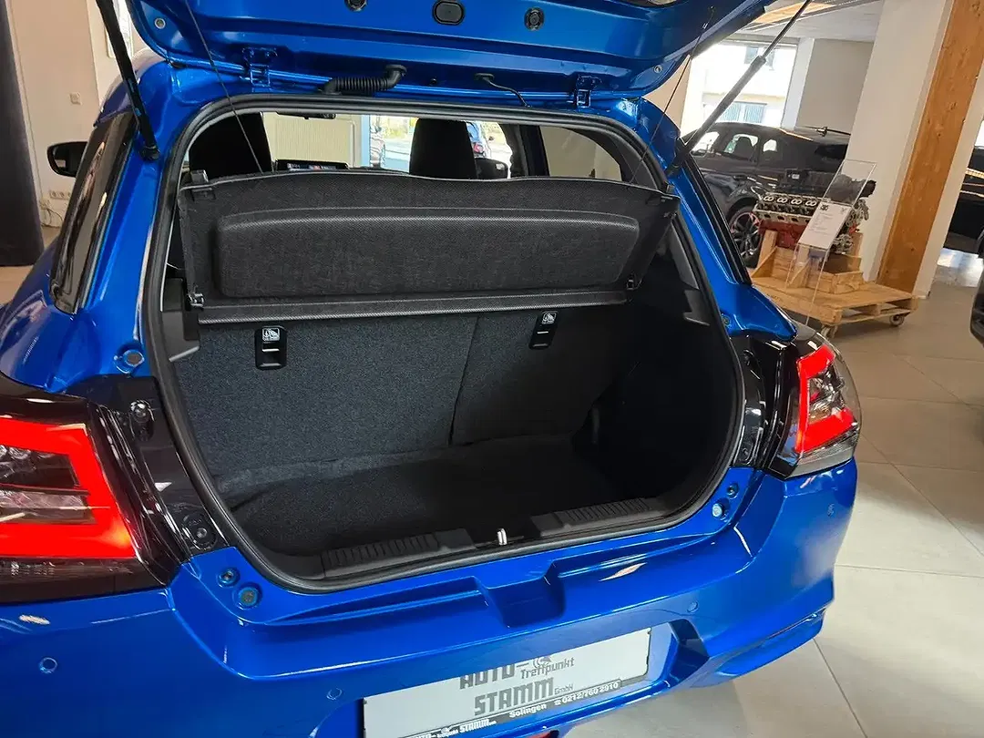 Suzuki Swift - Thumbnail 9