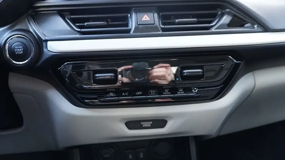 Suzuki Swift - Thumbnail 15
