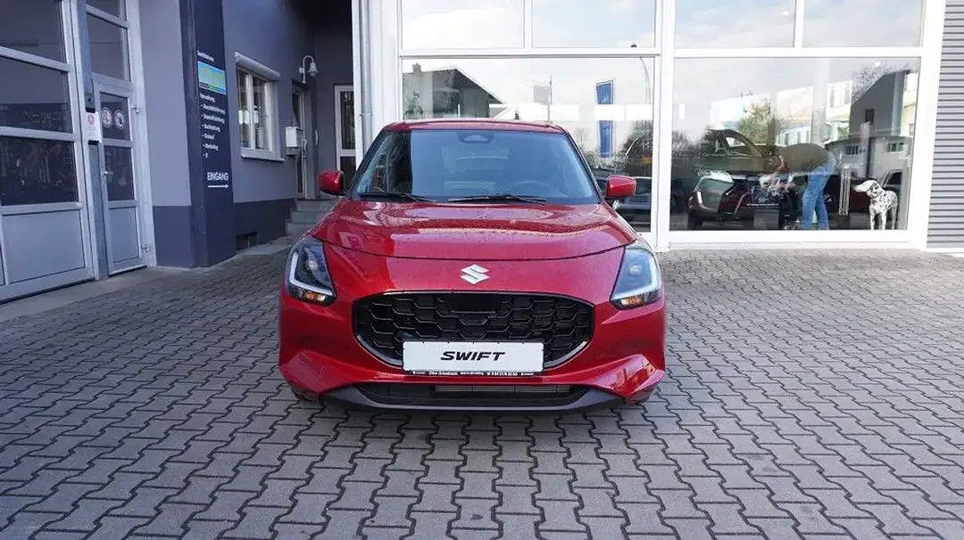 Suzuki Swift - Thumbnail 8