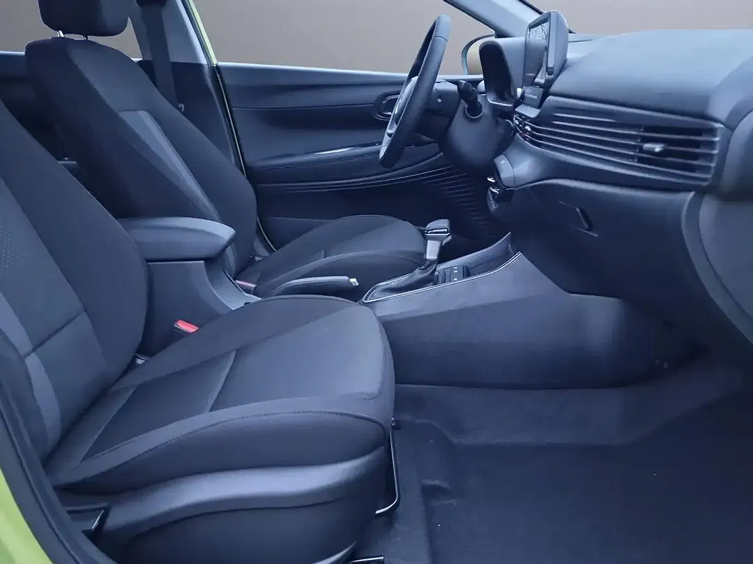 Hyundai i20 - Thumbnail 13