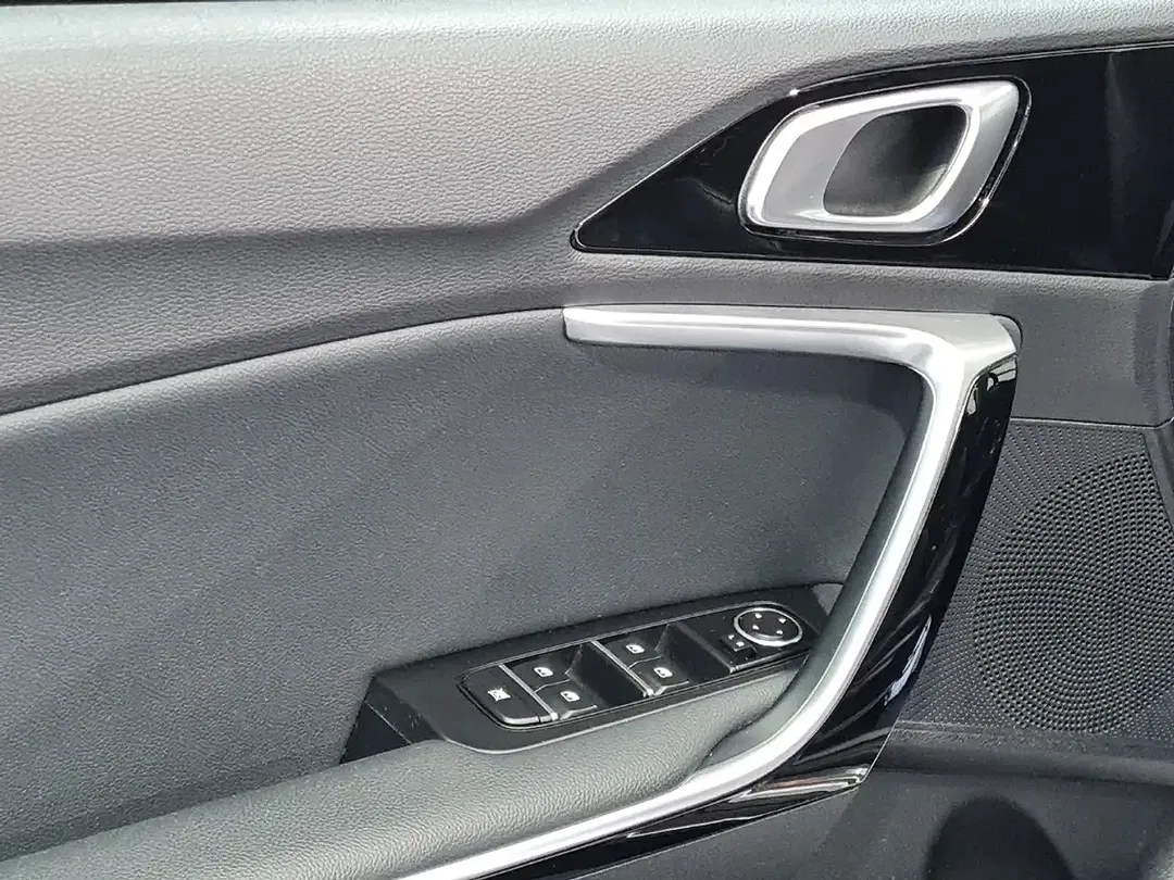 Kia XCeed - Thumbnail 10