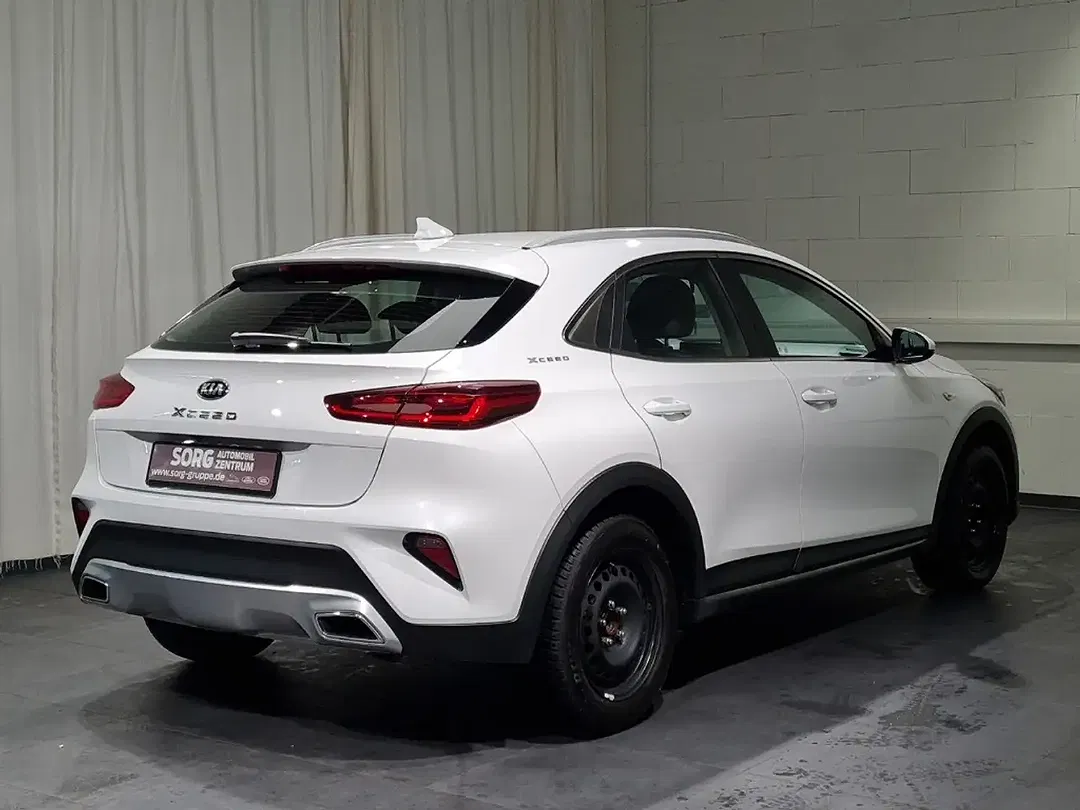 Kia XCeed - Thumbnail 3