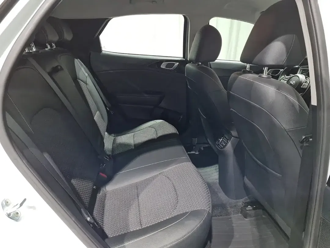 Kia XCeed - Thumbnail 8