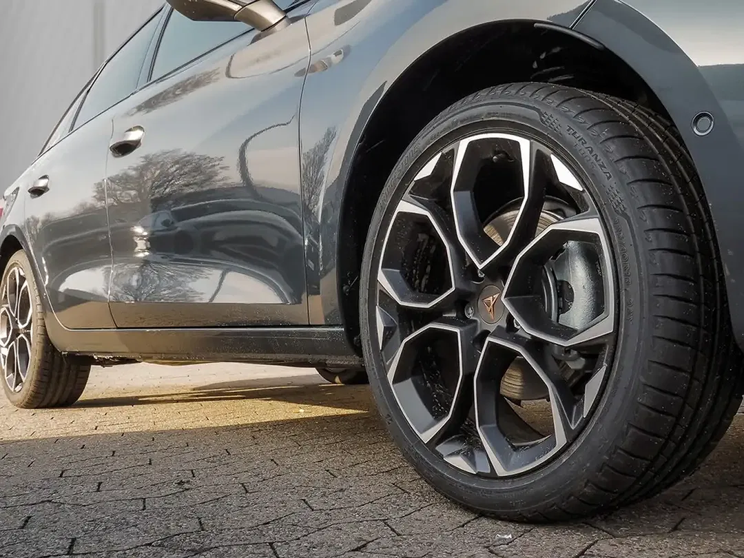 CUPRA Leon - Thumbnail 7
