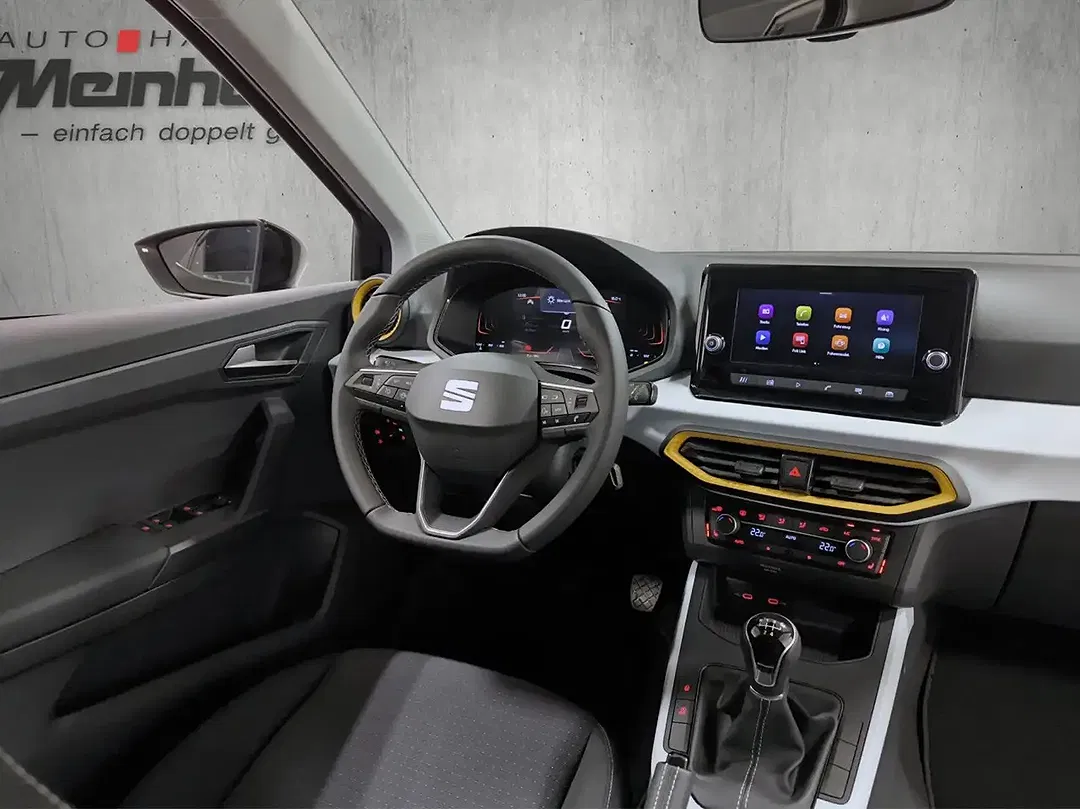 SEAT Arona - Thumbnail 9