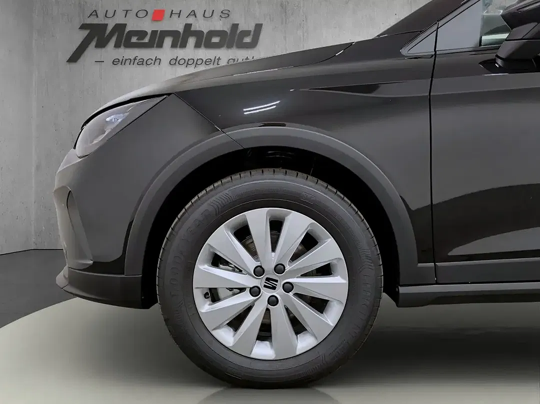 SEAT Arona - Thumbnail 6