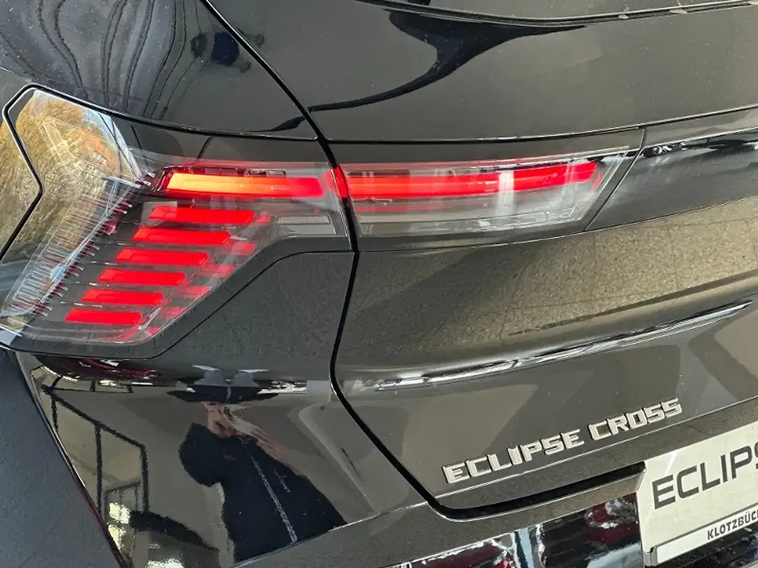 Mitsubishi Eclipse Cross - Thumbnail 11