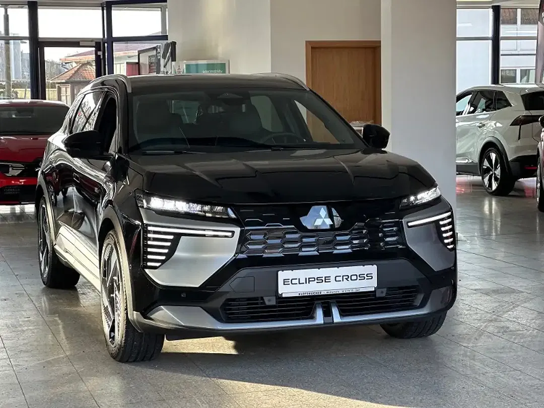 Mitsubishi Eclipse Cross - Thumbnail 2