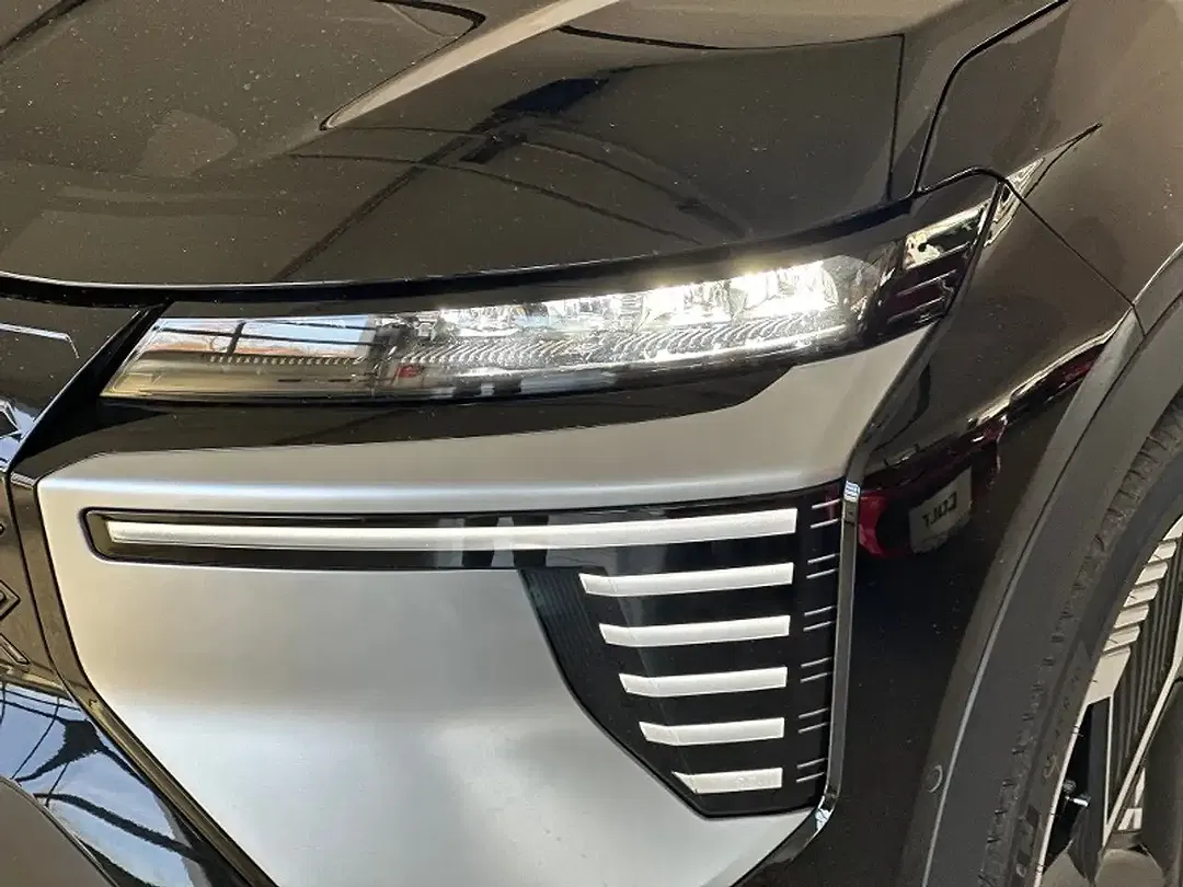 Mitsubishi Eclipse Cross - Thumbnail 6