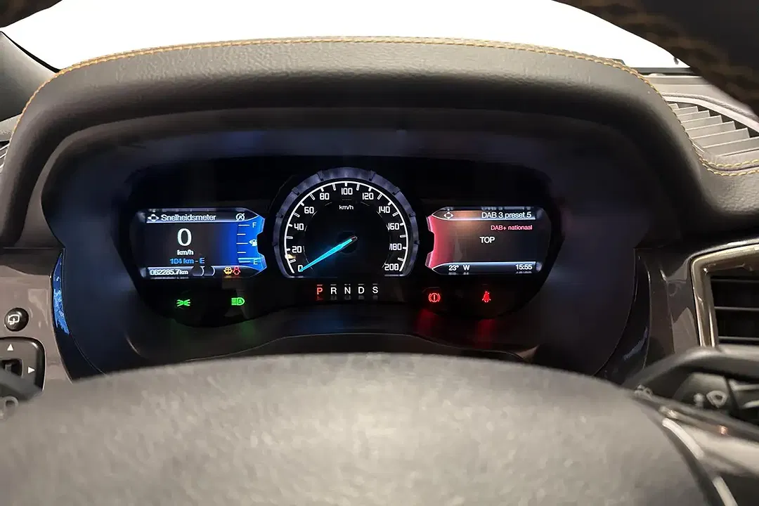 Ford Ranger - Thumbnail 13