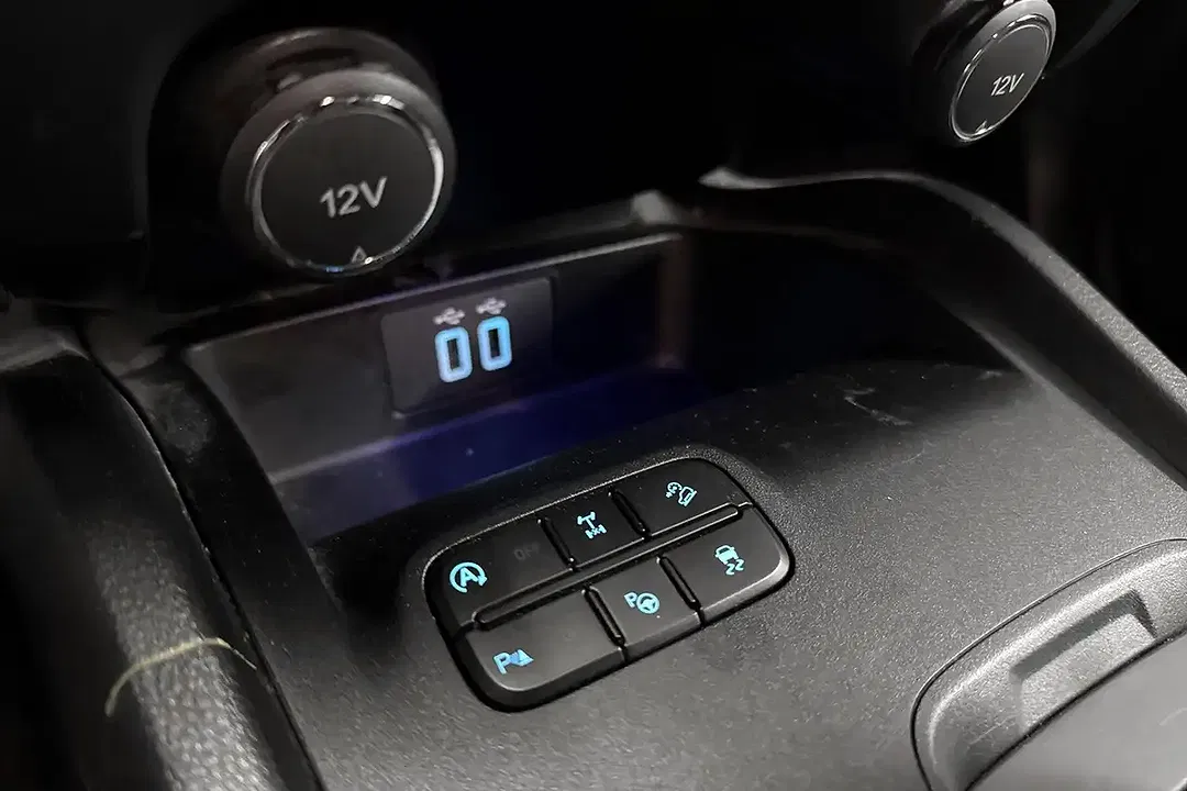 Ford Ranger - Thumbnail 18