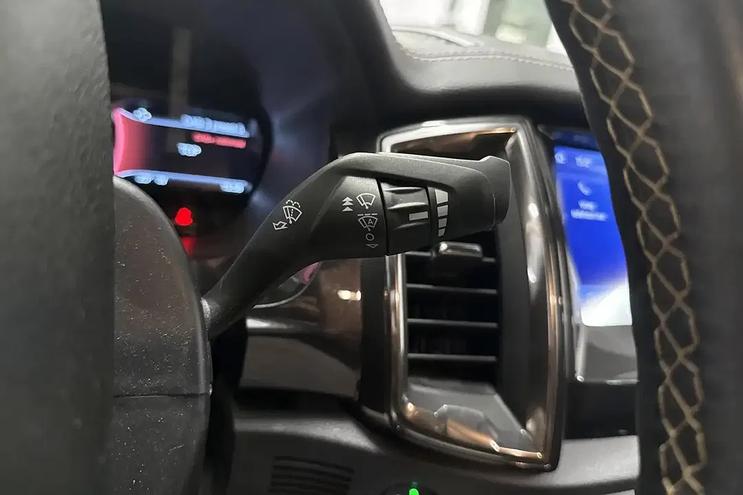 Ford Ranger - Thumbnail 23