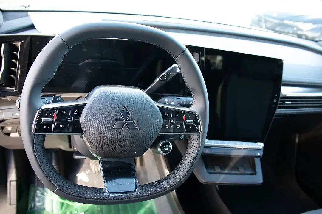 Mitsubishi Eclipse Cross - Thumbnail 11