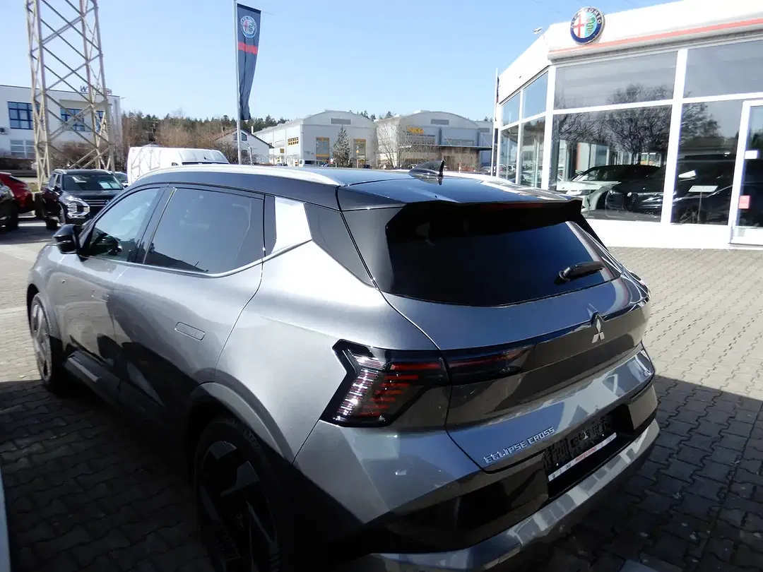 Mitsubishi Eclipse Cross - Thumbnail 5