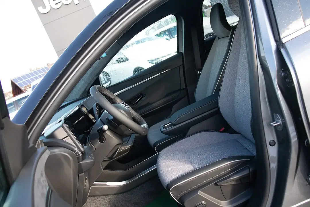 Mitsubishi Eclipse Cross - Thumbnail 8