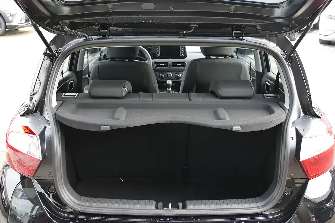 Hyundai i10 - Thumbnail 12