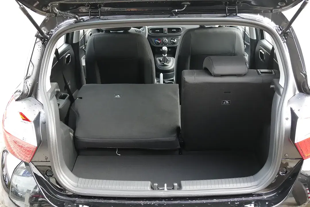 Hyundai i10 - Thumbnail 13
