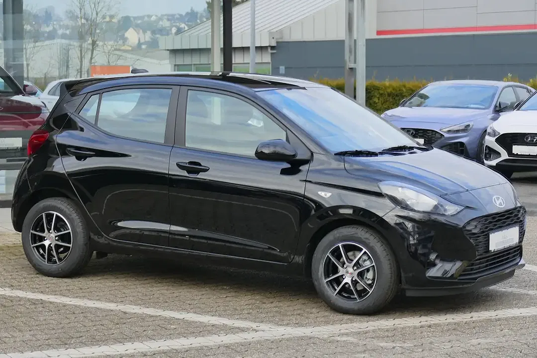Hyundai i10 - Thumbnail 3
