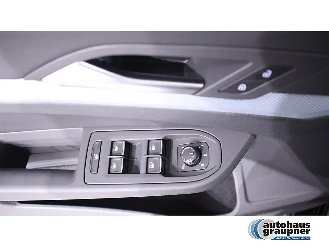 Volkswagen Golf Variant - Thumbnail 12