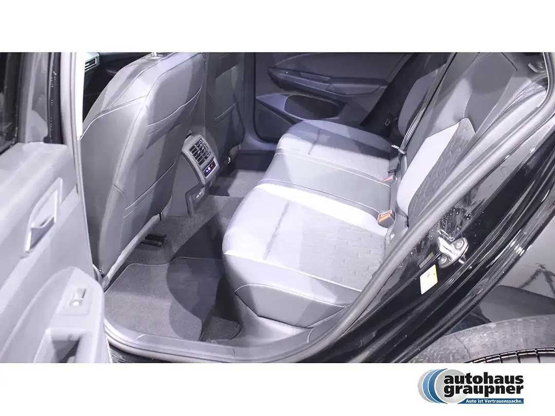 Volkswagen Golf Variant - Thumbnail 13